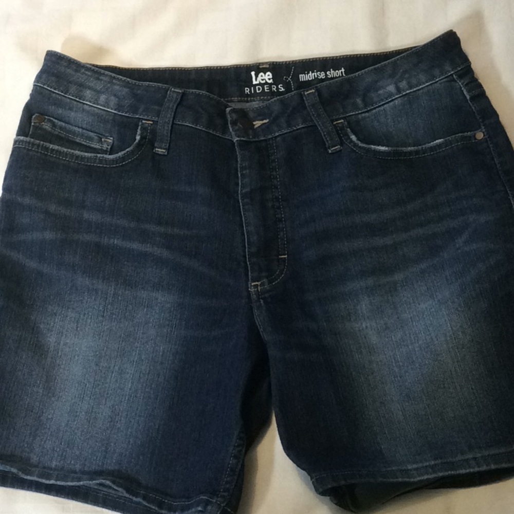 Lee Riders Midrise Shorts 16M